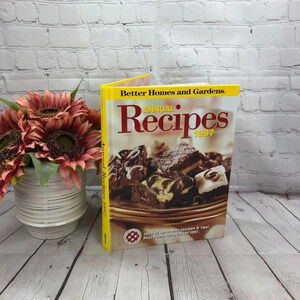 vintage Better homes and gardens Annual recipes cookbook 1997